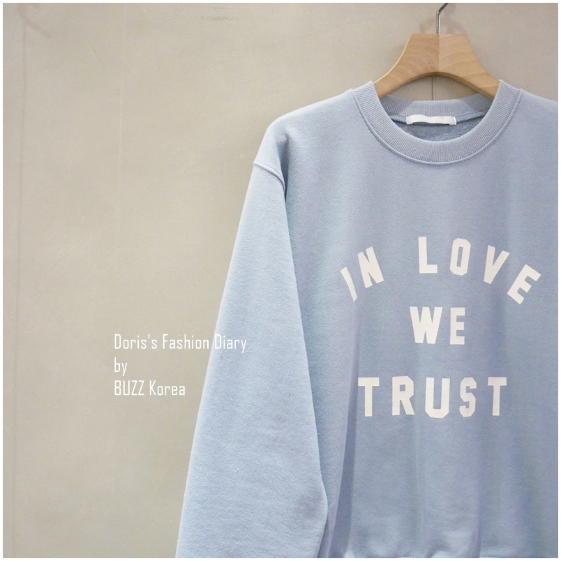♣ “IN LOVE WE TRUST”復古棉質衛衣 馬卡龍藍