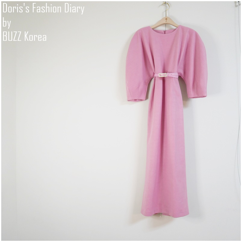 ♣ X046 芭比粉復古氣質窄裙洋裝(附珍珠細腰帶)
