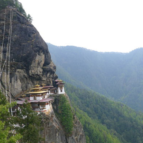 喜馬拉雅山腳下快樂的國度-不丹
